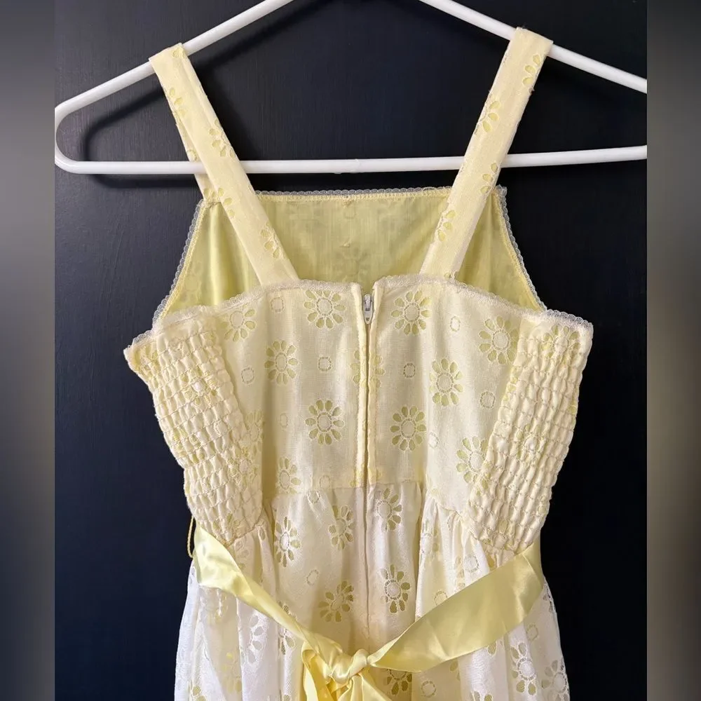 Ruth Of Carolina Vintage White Eyelet Flower Long Yellow Lined Dress 12 Girls 🌼